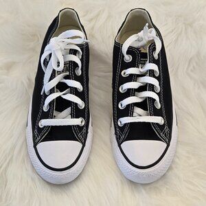 Converse Chuck Taylor All Star - Youth Size 3.5 - BLACK